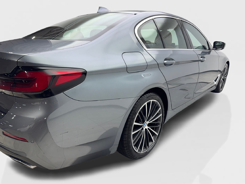 Used 2022 BMW 530i xDrive w/ Convenience Package AWD/4WD image 13