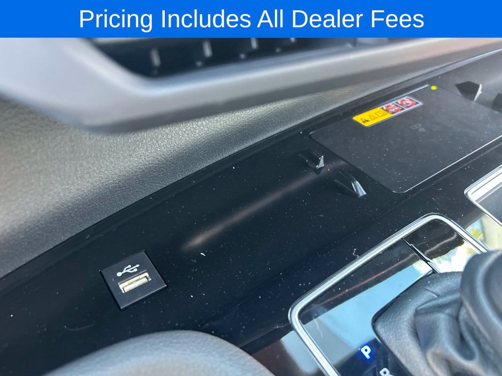 New 2025 Toyota Sienna Limited FWD image 7