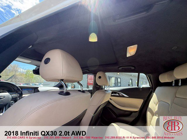 Used 2018 INFINITI QX30 Premium w/ Navigation Package AWD/4WD image 98