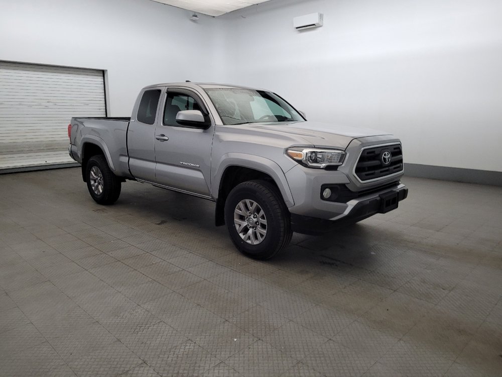Used 2016 Toyota Tacoma SR5 AWD/4WD image 13