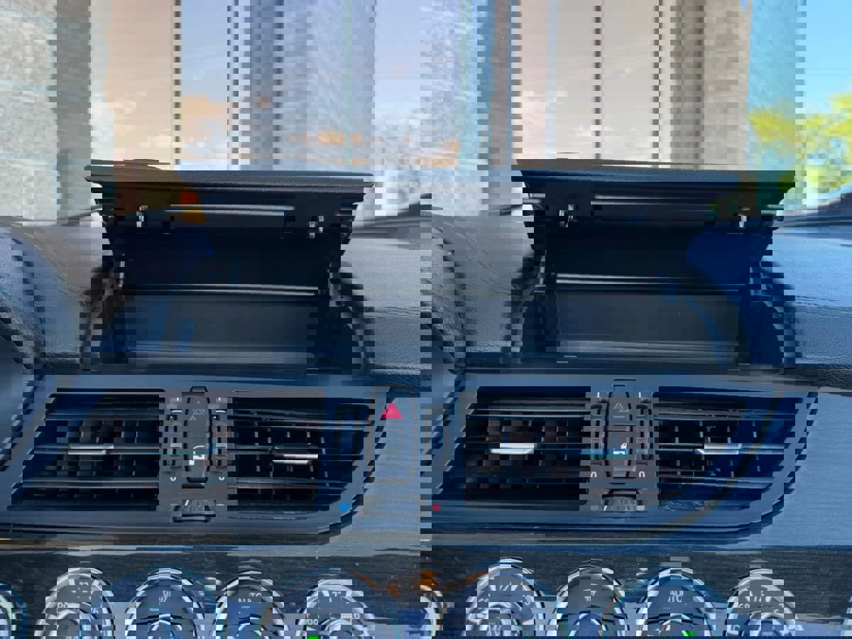 Used 2011 BMW Z4 sDrive35i image 58