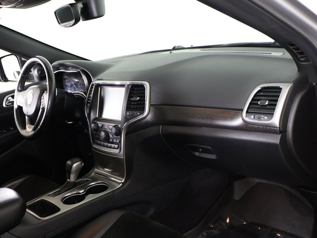 Used 2017 Jeep Grand Cherokee Altitude image 28