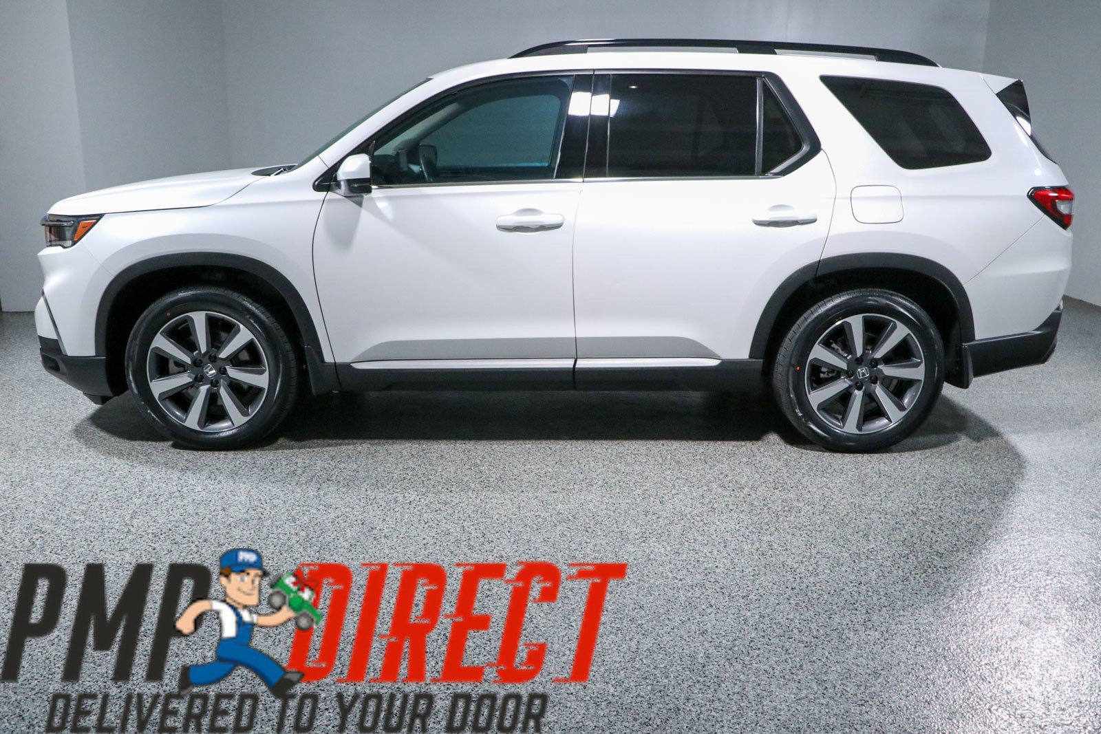 Used 2025 Honda Pilot Touring image 10