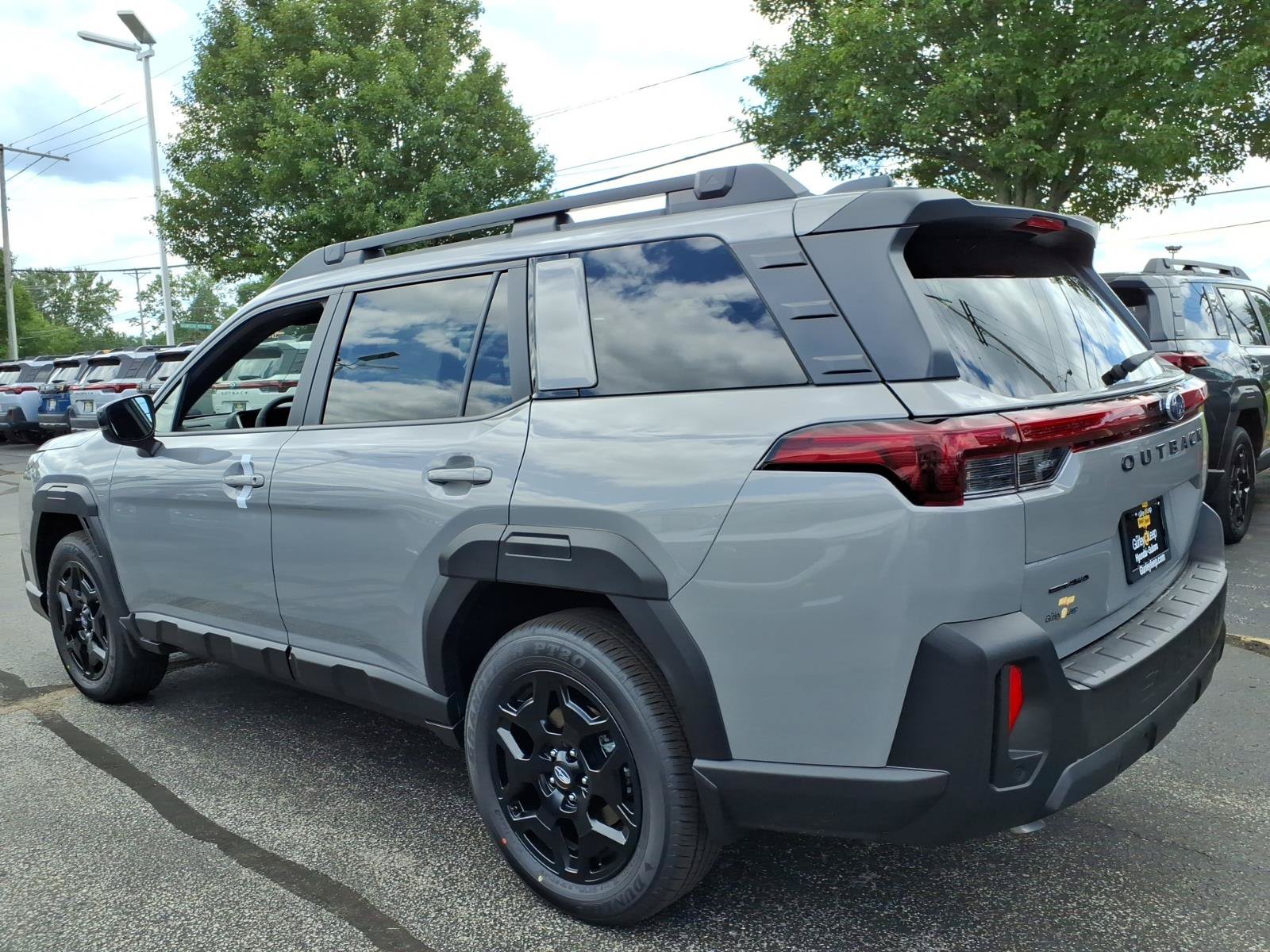 New 2026 Subaru Outback Limited AWD/4WD image 8