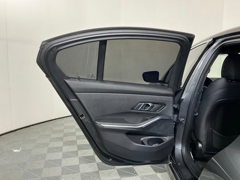 Used 2021 BMW 330e w/ Convenience Package RWD image 24