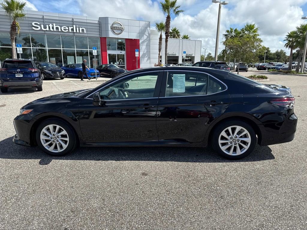 Used 2024 Toyota Camry LE image 7