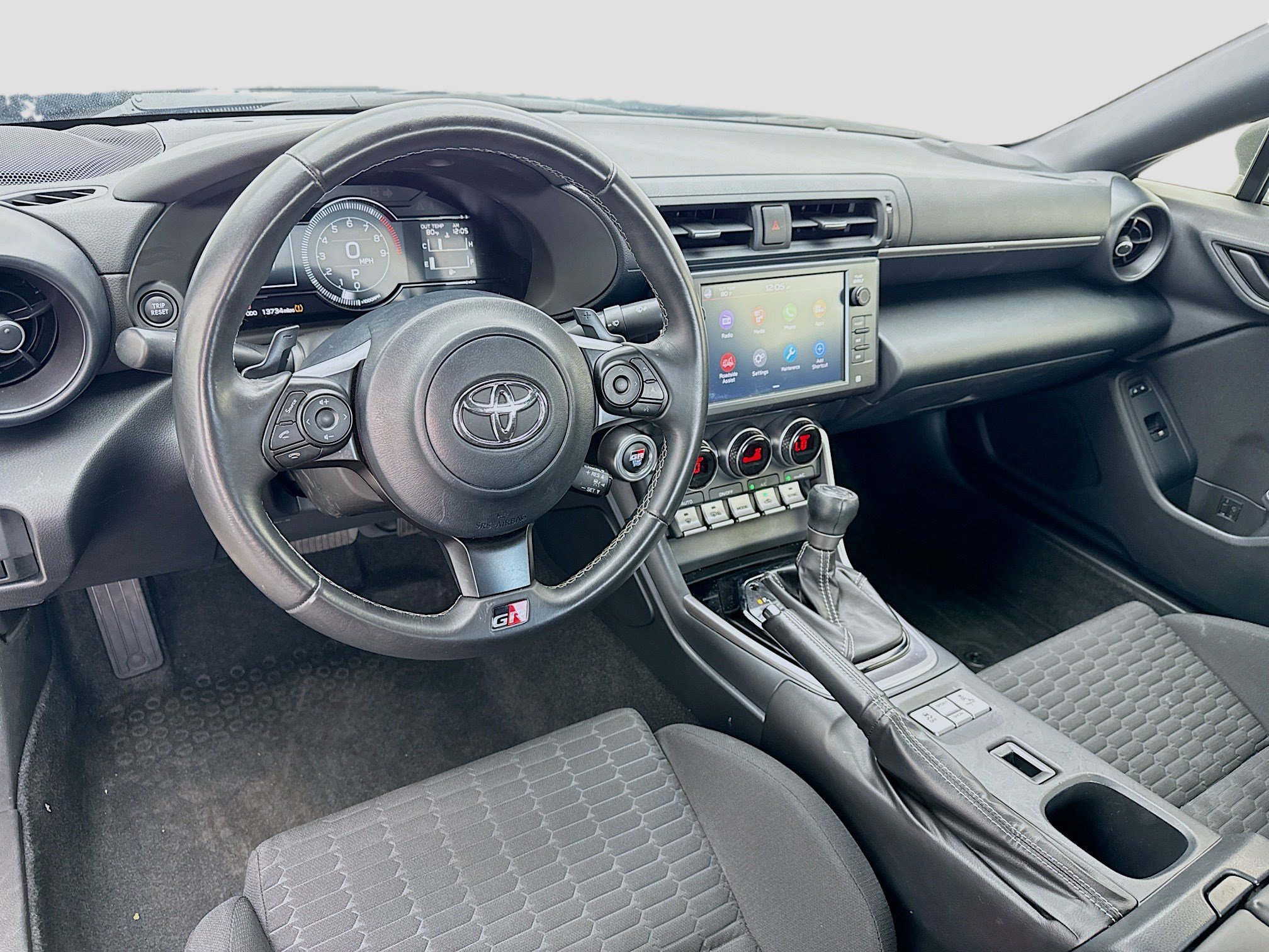 Used 2024 Toyota GR86 RWD image 13