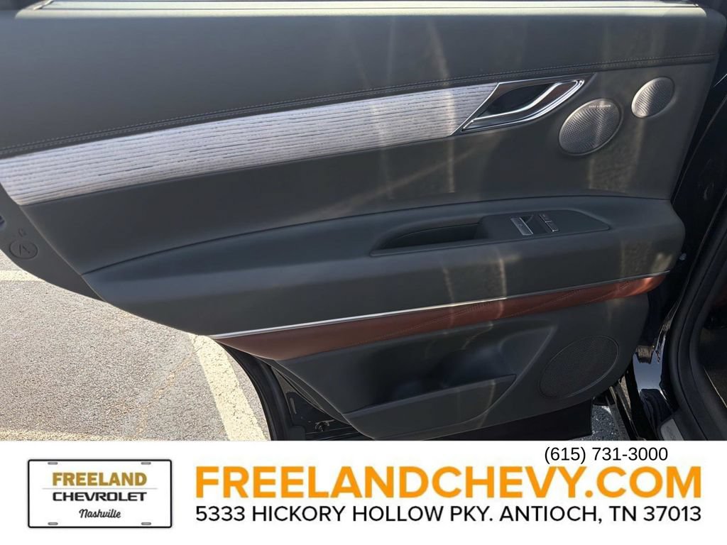 Used 2025 Genesis GV80 3.5T Prestige AWD/4WD image 15