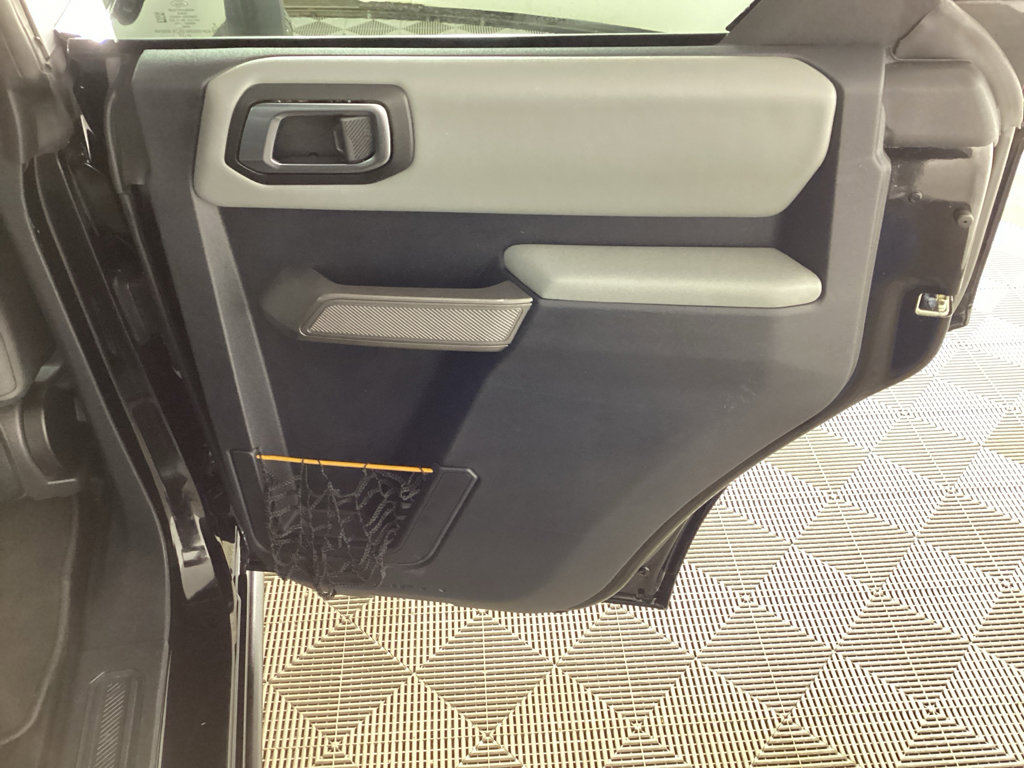 Used 2021 Ford Bronco Badlands image 11