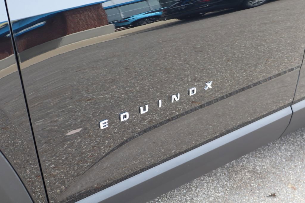 New 2026 Chevrolet Equinox LT w/ Convenience Package II AWD/4WD image 8