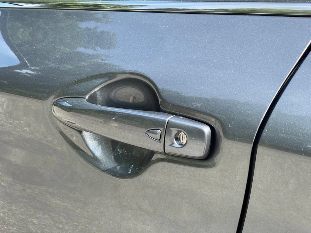 Certified 2021 Nissan Rogue Sport SV AWD/4WD image 32