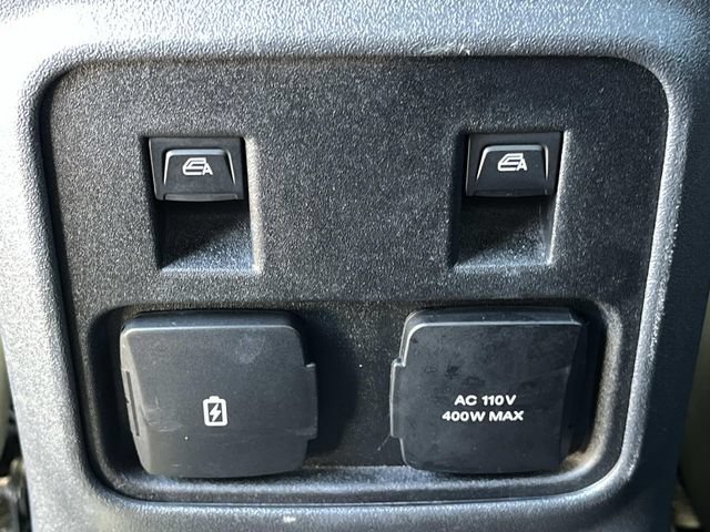 Used 2024 Ford Bronco Black Diamond w/ Sasquatch Package AWD/4WD image 16