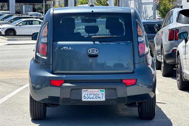 Used 2011 Kia Soul + w/ Audio Pkg FWD image 4