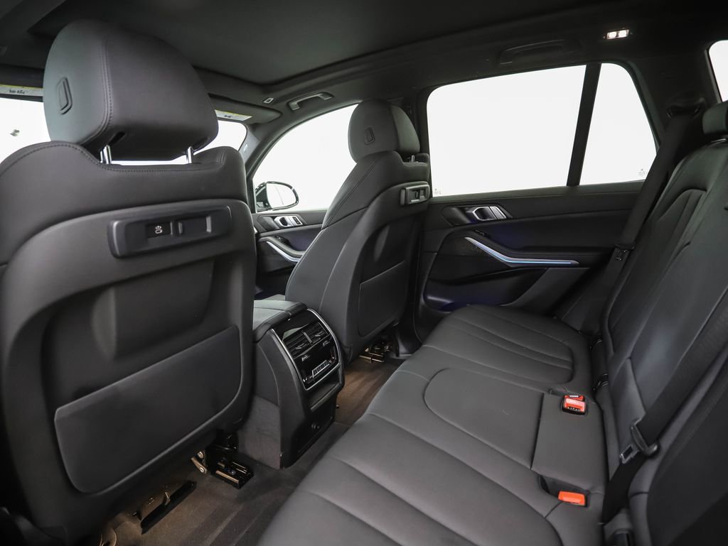 Used 2021 BMW X5 xDrive40i w/ Convenience Package image 21