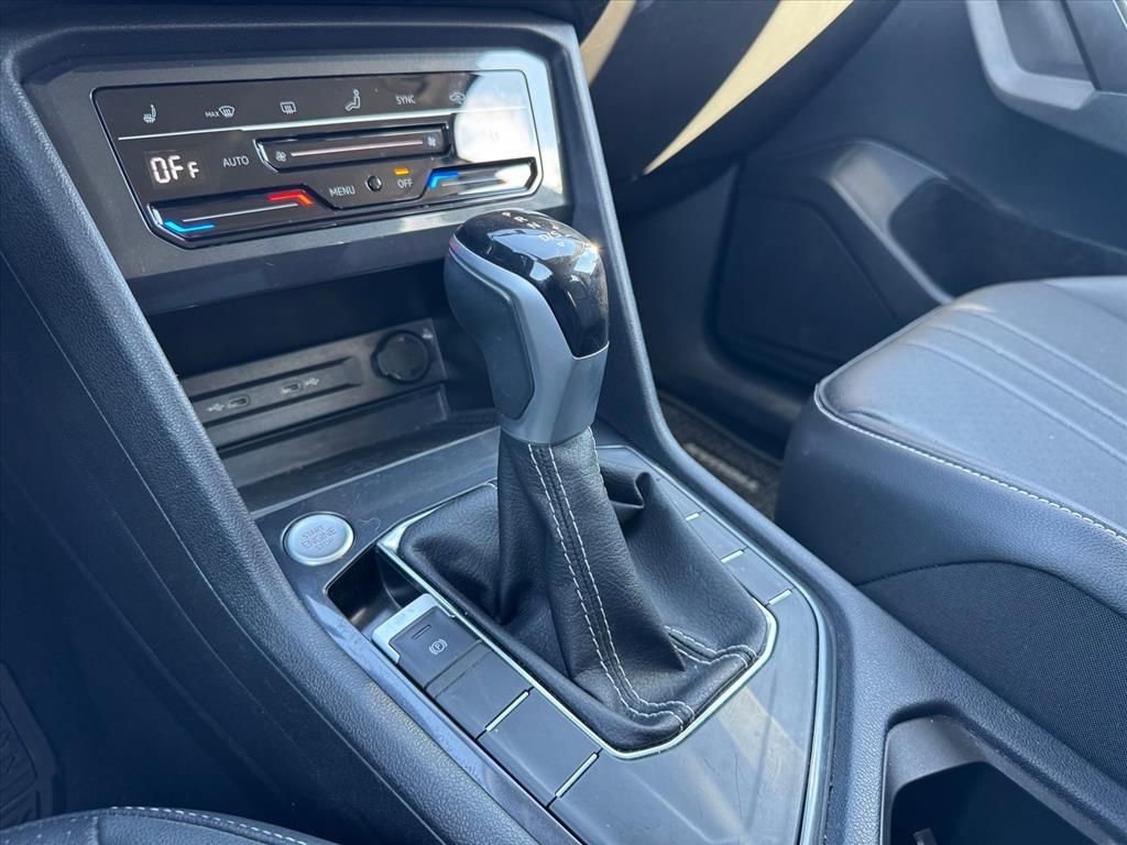 Used 2023 Volkswagen Tiguan SE FWD image 21