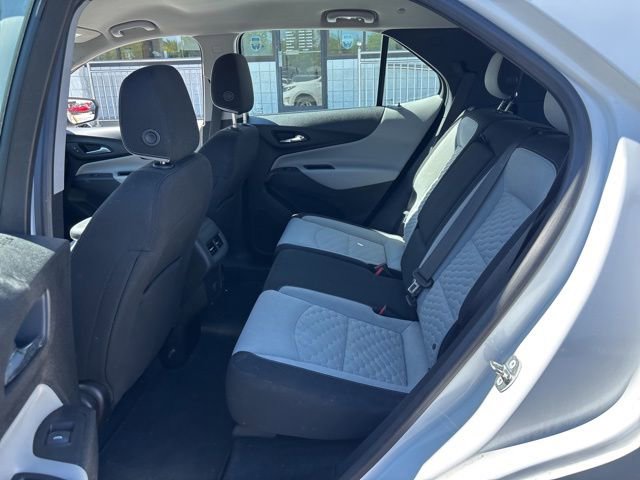 Used 2018 Chevrolet Equinox LS AWD/4WD image 14
