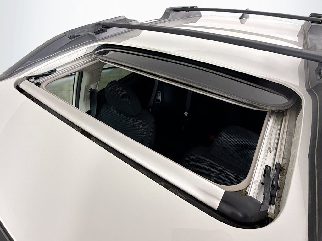 Used 2017 Subaru Outback 2.5i Premium image 25