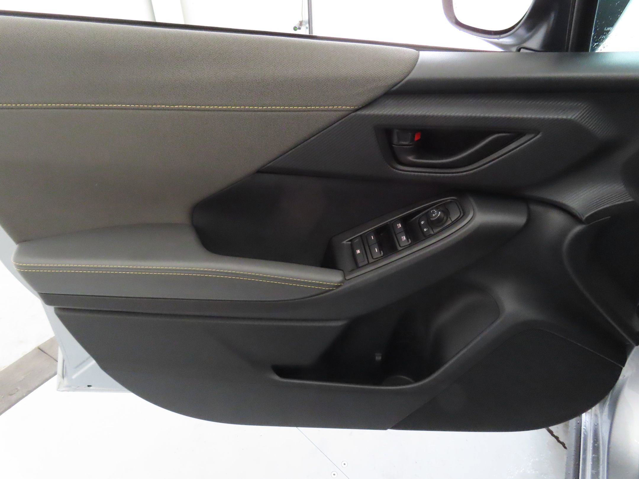 Certified 2025 Subaru Crosstrek 2.5i Sport w/ Crosstrek Mirror Package AWD/4WD image 12