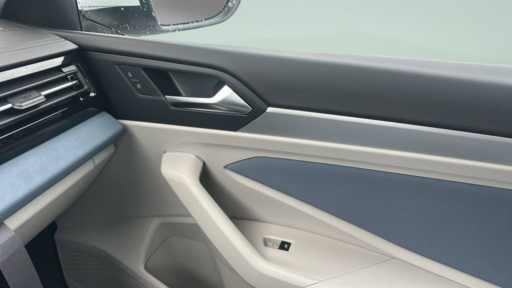 New 2026 Volkswagen Jetta SE FWD image 20