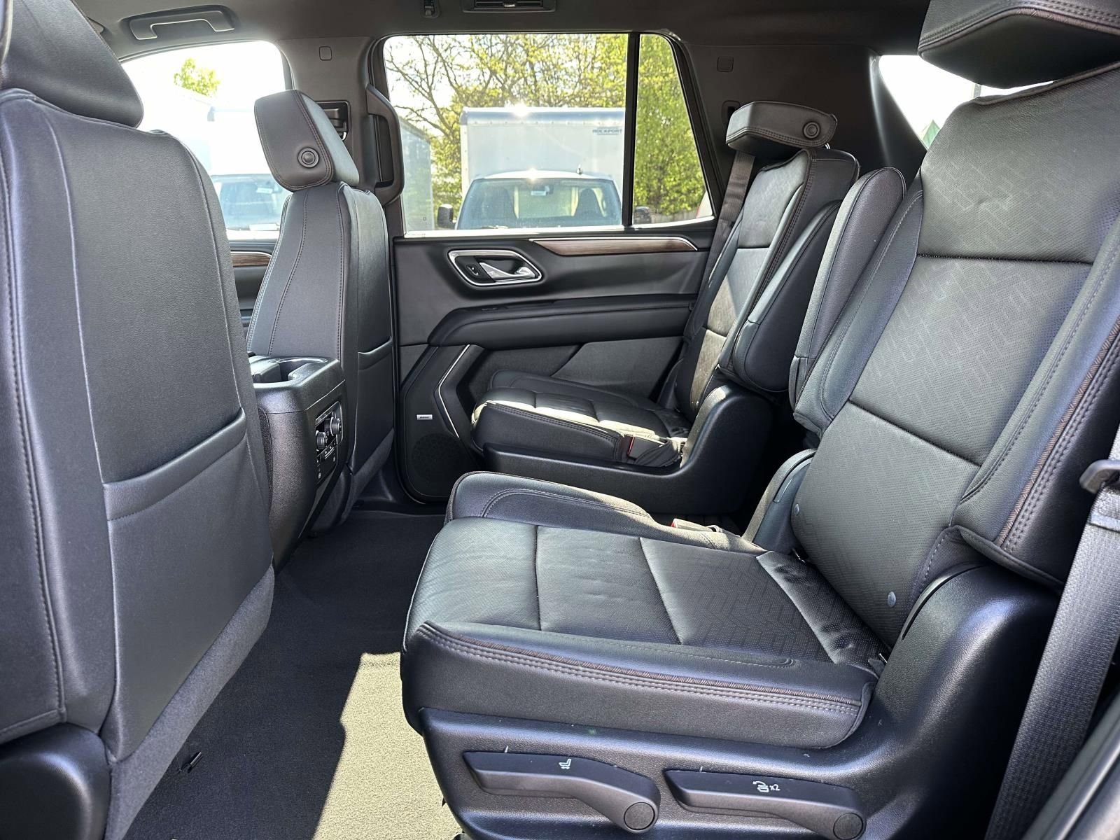 Used 2023 Chevrolet Tahoe High Country image 23