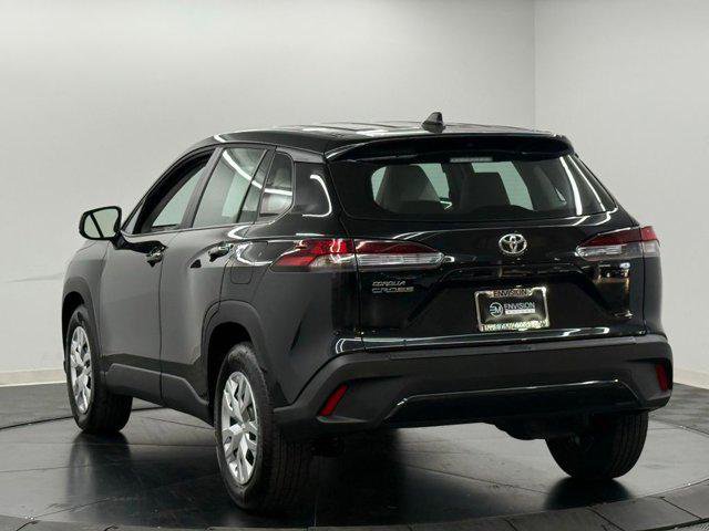 Certified 2026 Toyota Corolla Cross L image 10