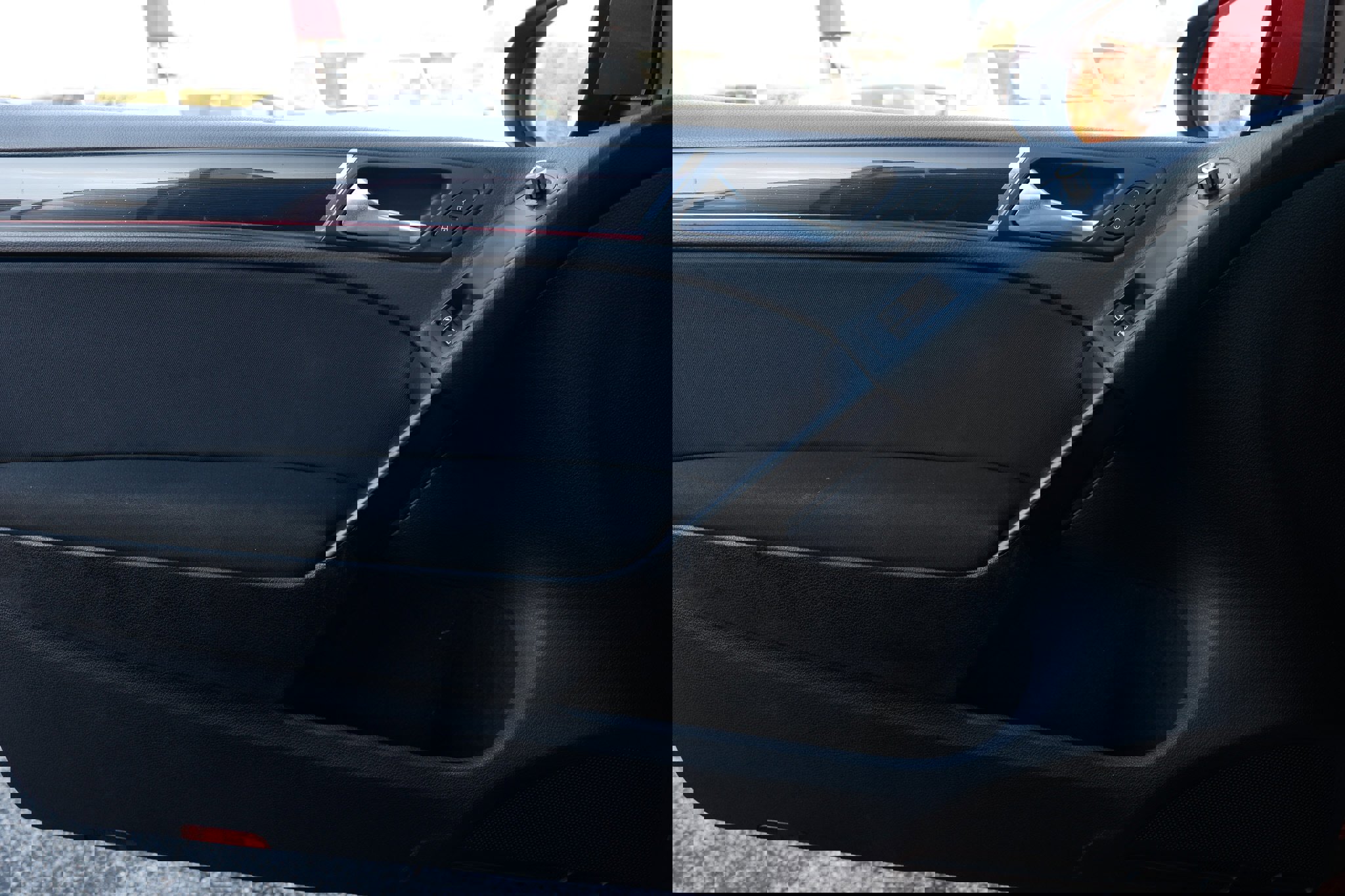 Used 2012 Volkswagen GTI 2-Door image 43