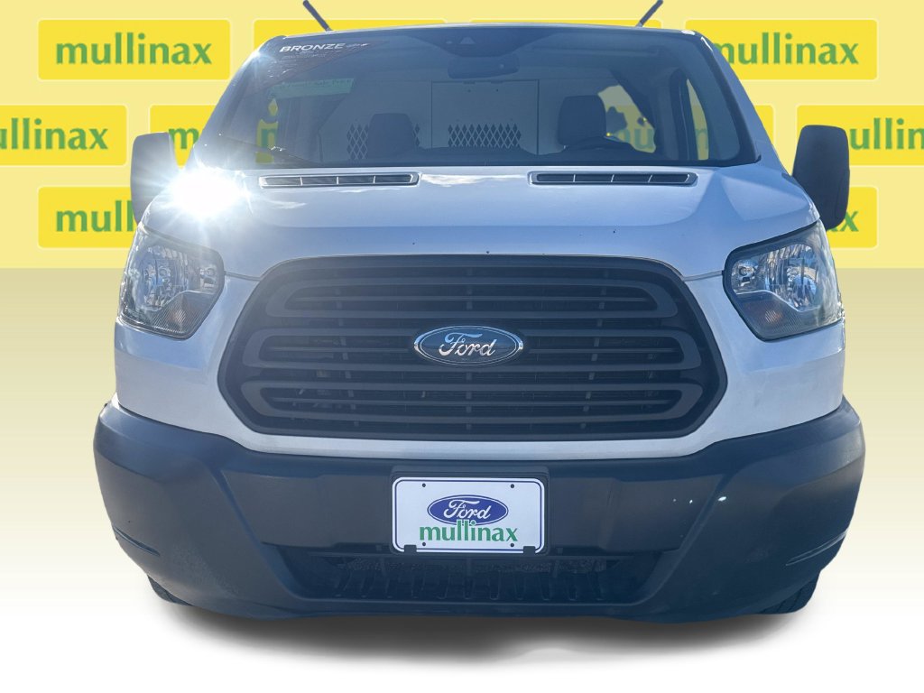 Used 2018 Ford Transit 150 130 Low Roof RWD image 11