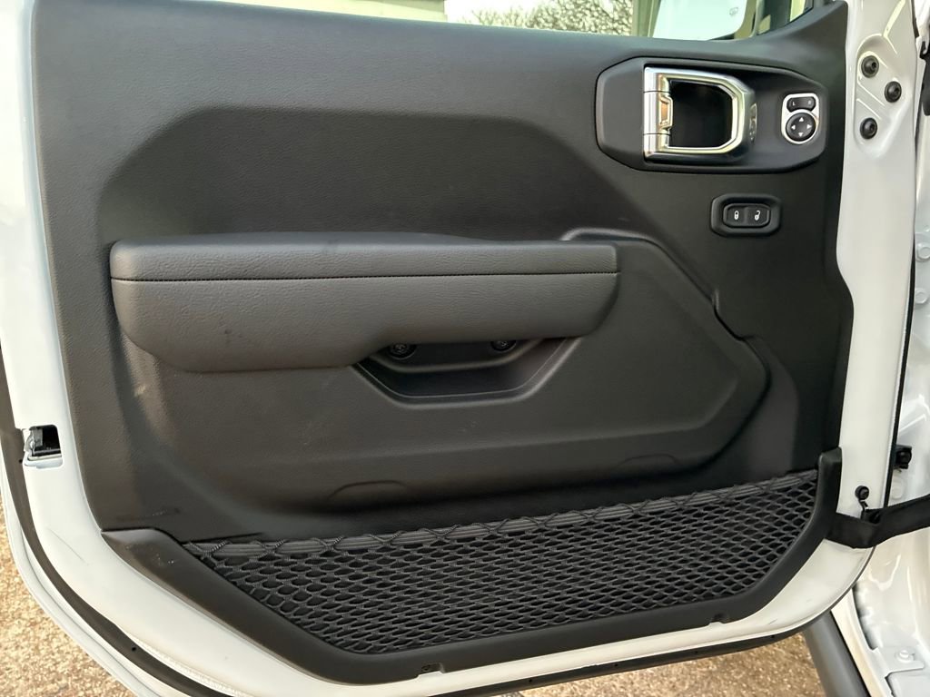 New 2026 Jeep Gladiator Willys image 10