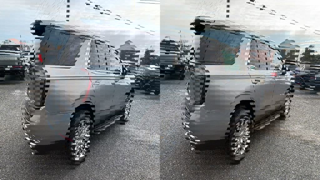 New 2026 Chevrolet Tahoe Premier w/ Sun And Tow Package image 5