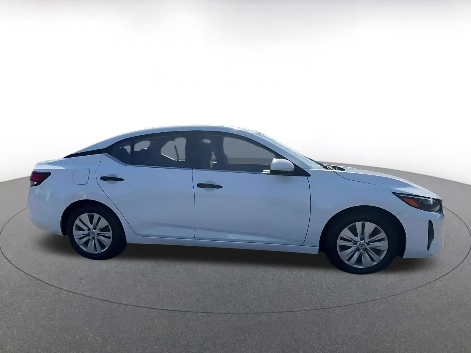 Used 2025 Nissan Sentra S FWD image 15