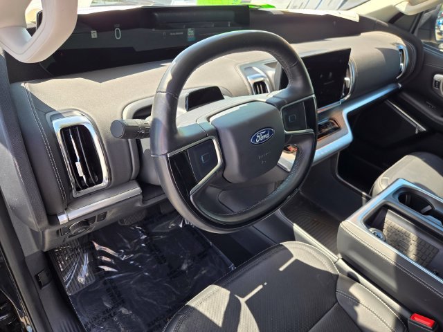 Certified 2025 Ford Expedition Platinum AWD/4WD image 10