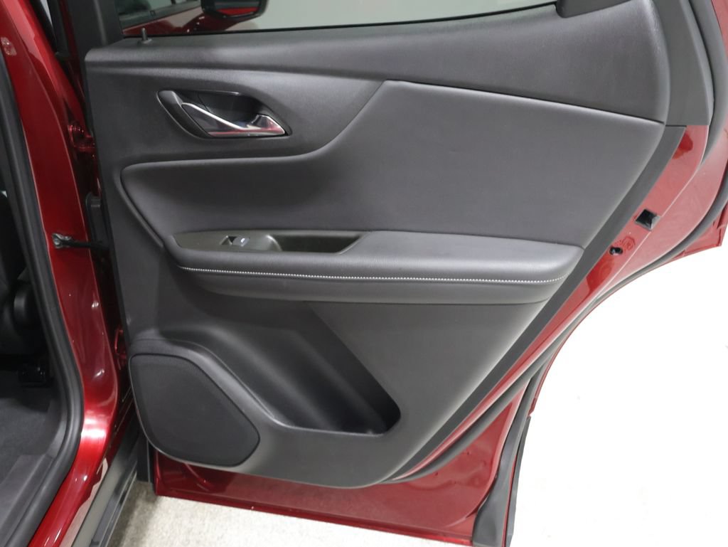 Used 2025 Chevrolet Blazer LT AWD/4WD image 21
