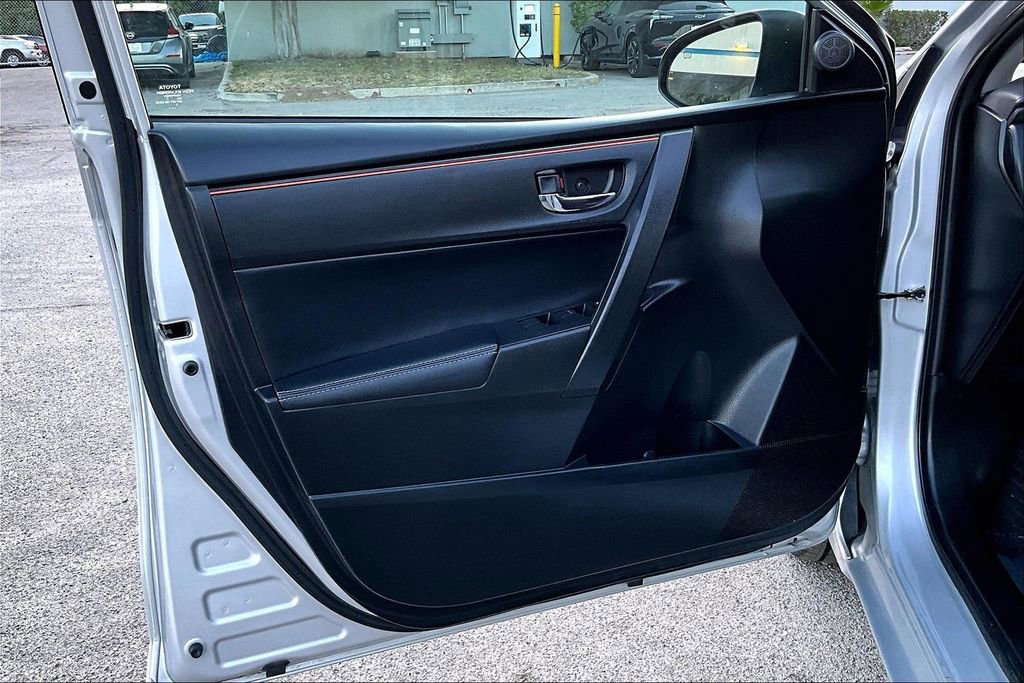 Used 2017 Toyota Corolla SE w/ Protection Package FWD image 20