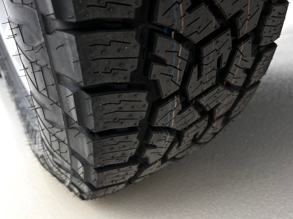 Used 2000 Toyota 4Runner SR5 image 28