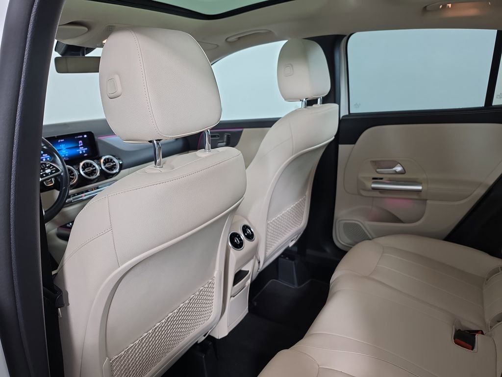 Used 2022 Mercedes-Benz GLA 250 image 28