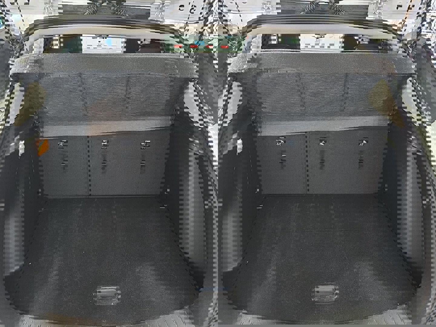 Used 2024 Buick Encore GX Sport Touring image 16