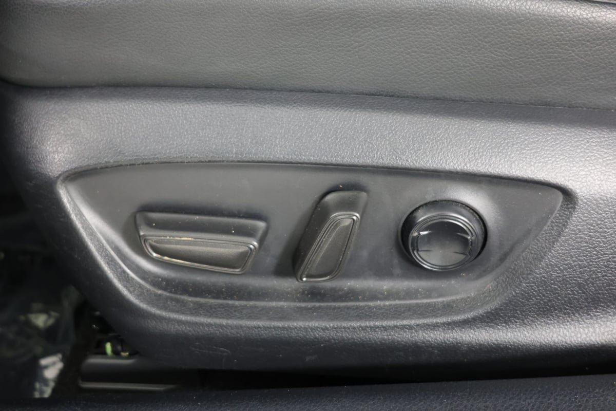 Used 2024 Toyota Camry SE FWD image 21