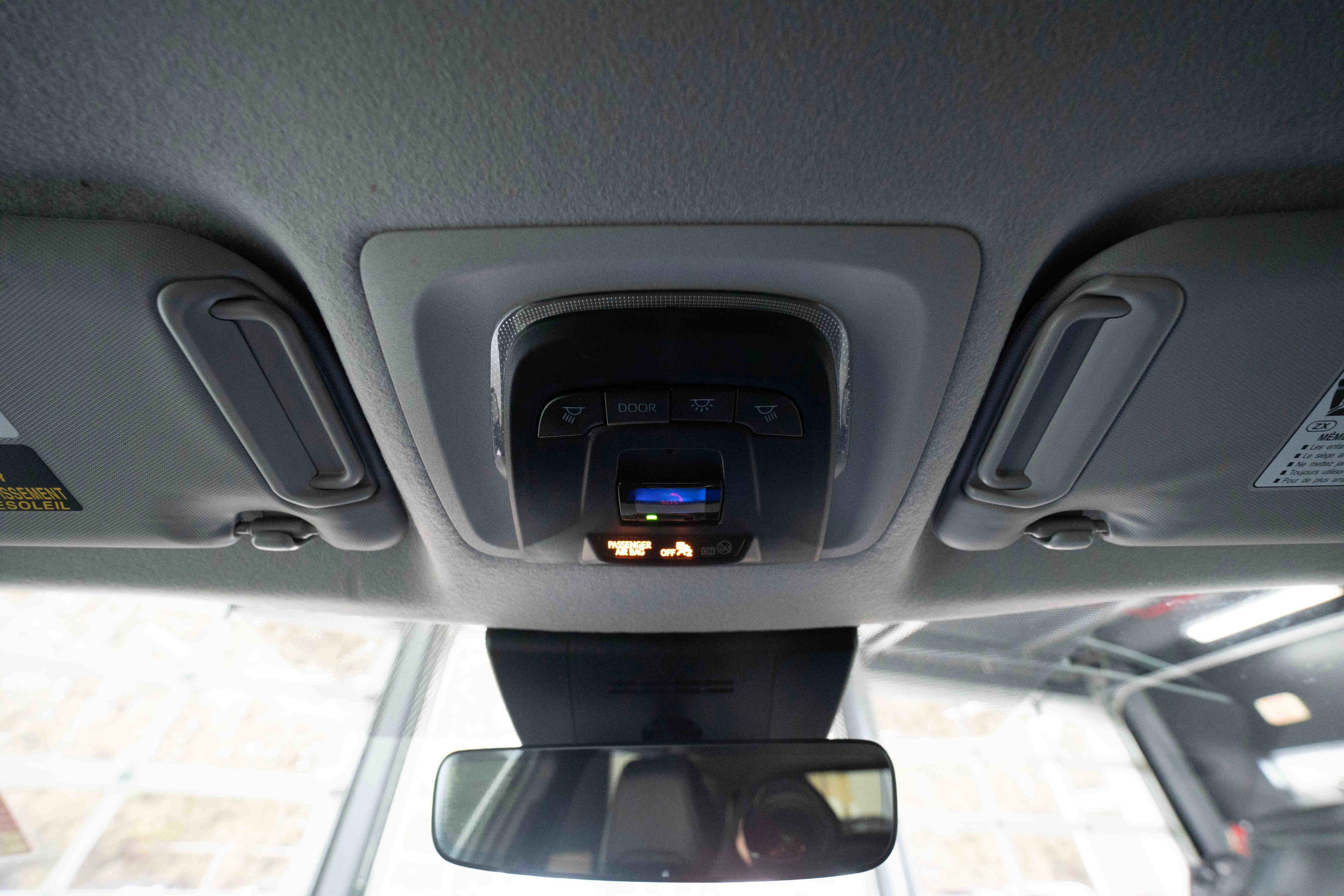 Used 2023 Toyota Corolla Cross XLE image 18