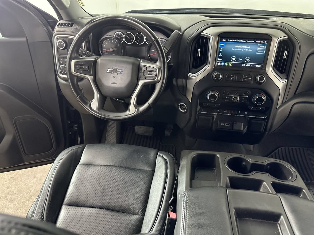 Used 2022 Chevrolet Silverado 1500 RST RWD image 19