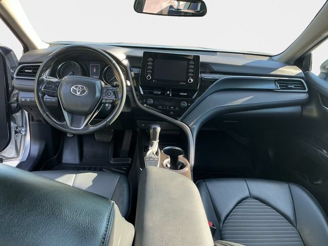 Used 2023 Toyota Camry SE FWD image 11