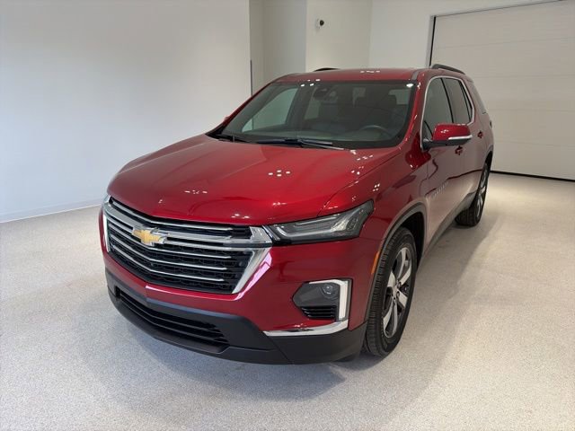 Certified 2023 Chevrolet Traverse LT w/ LT Premium Package image 3