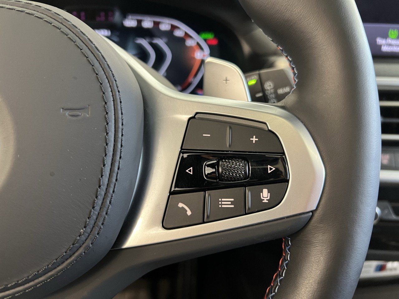 Used 2023 BMW X3 M40i image 12