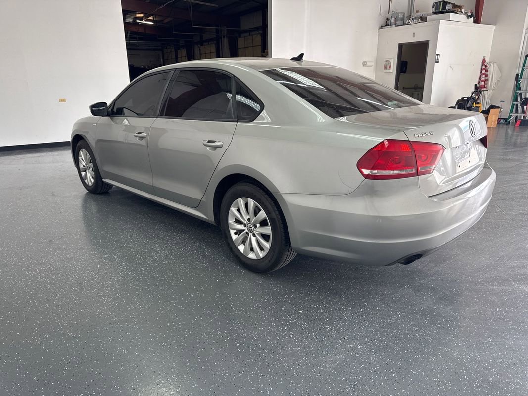 Used 2014 Volkswagen Passat 1.8T Wolfsburg Edition image 6
