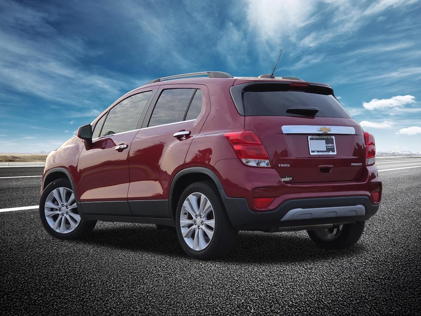 Used 2019 Chevrolet Trax Premier FWD image 16