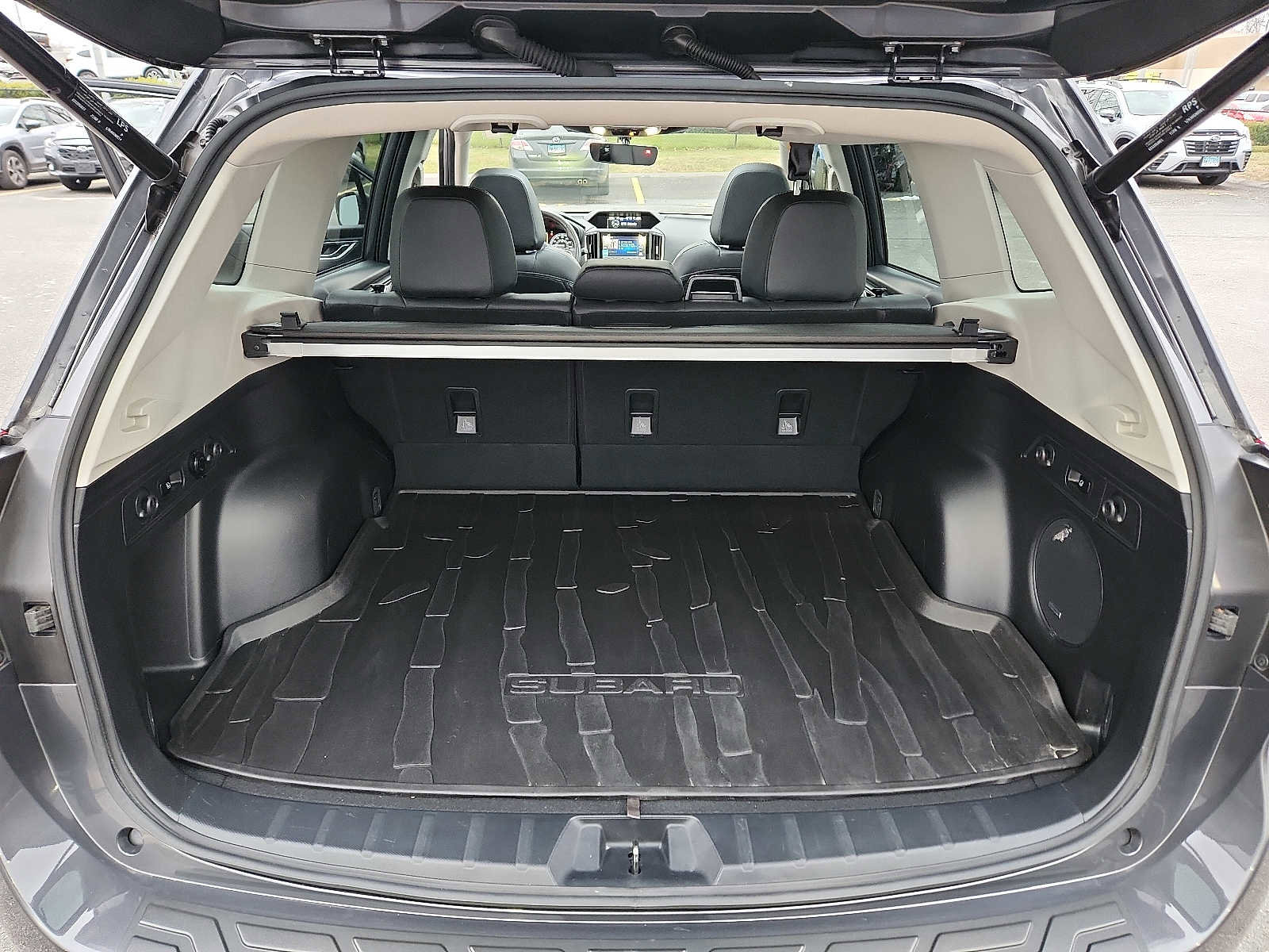 Used 2022 Subaru Forester Limited image 28