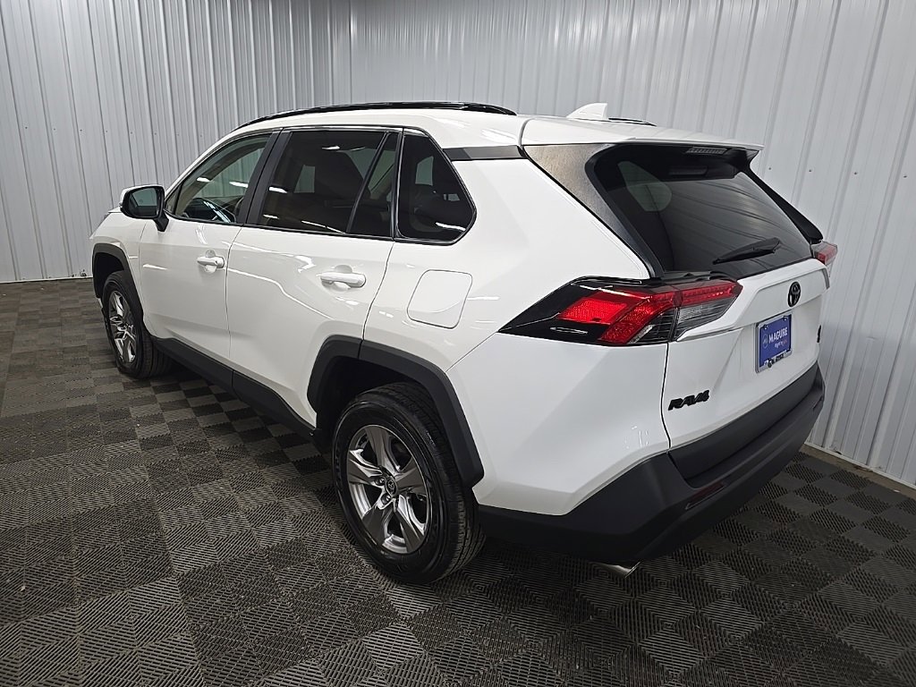 Used 2023 Toyota RAV4 XLE image 9