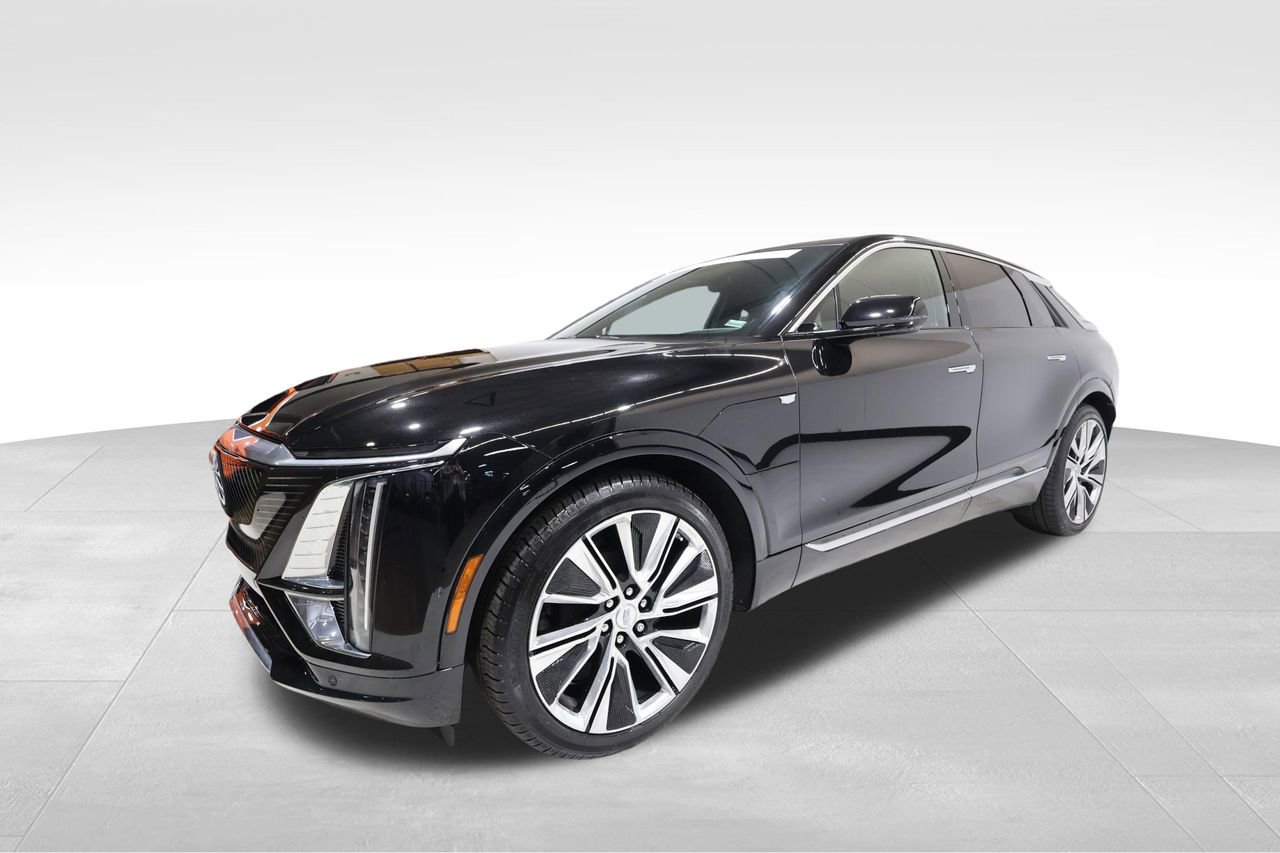 Certified 2024 Cadillac Lyriq Luxury w/ LPO, Floor Liner Package image 8