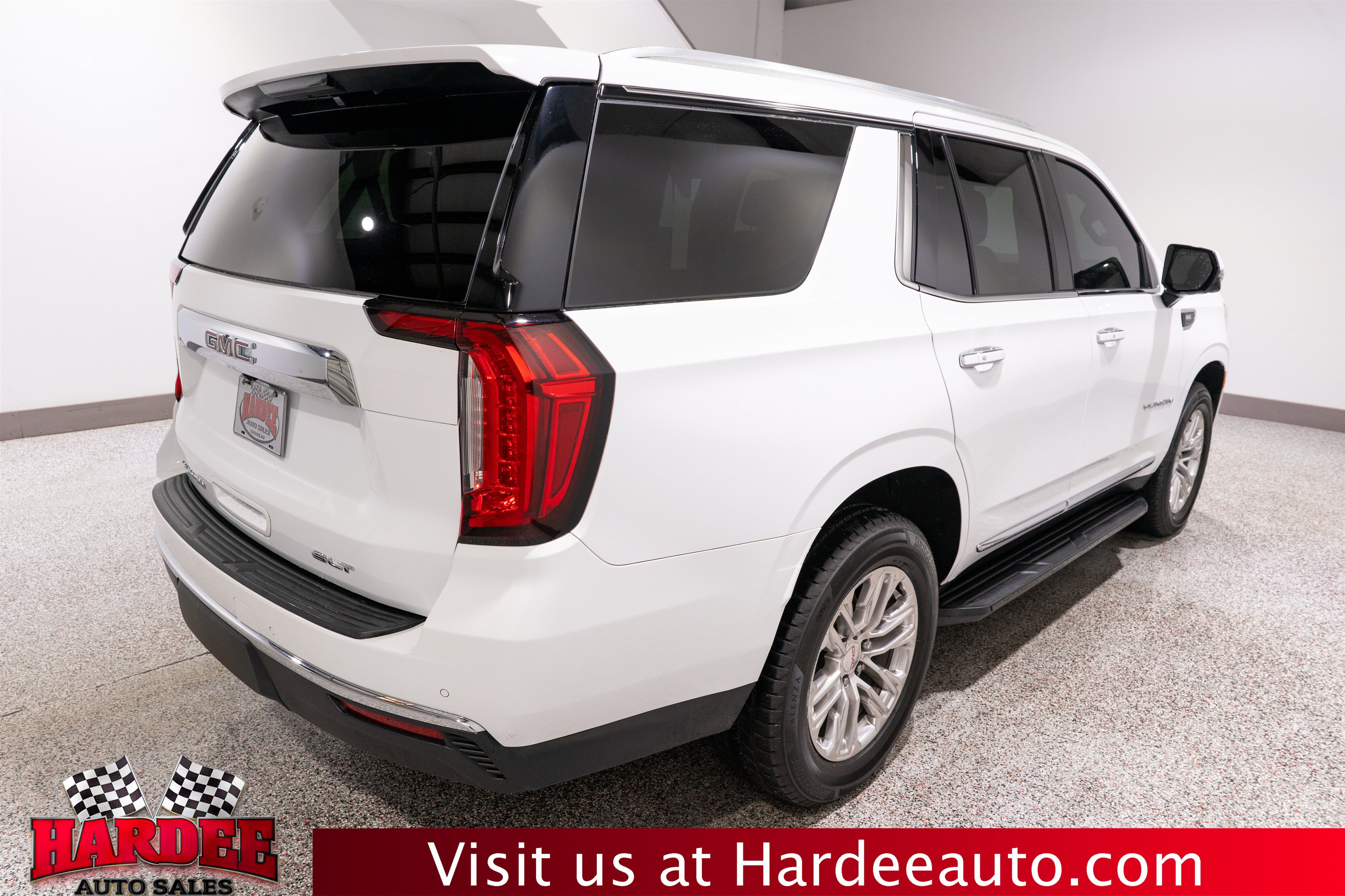 Used 2022 GMC Yukon SLT w/ SLT Premium Package RWD image 5