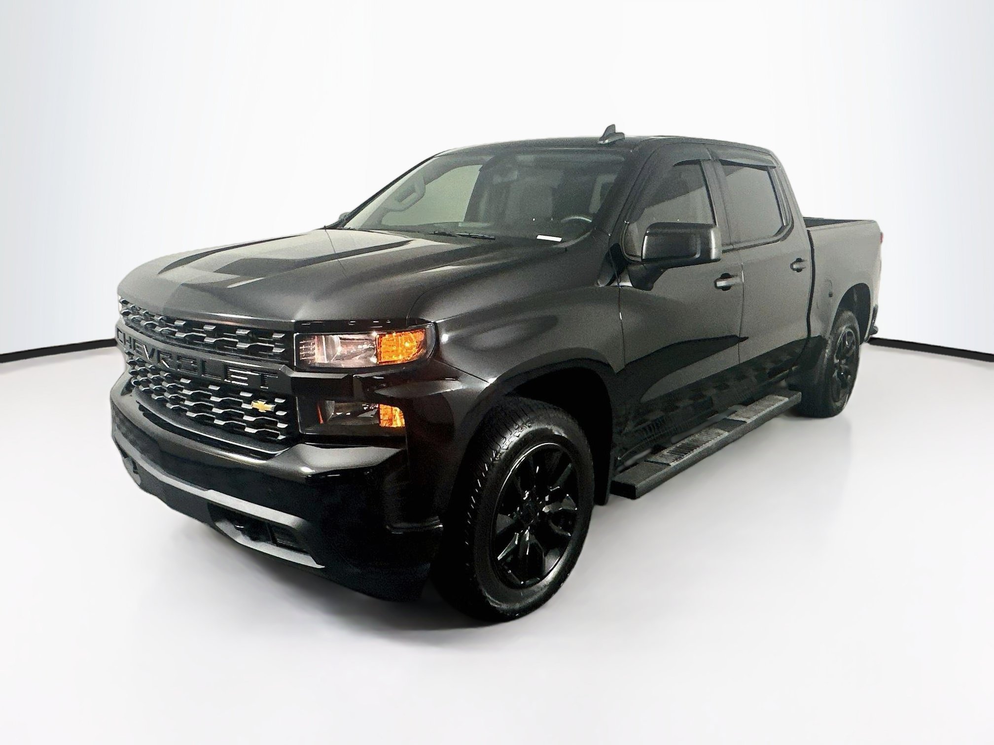 Used 2021 Chevrolet Silverado 1500 Custom RWD image 3