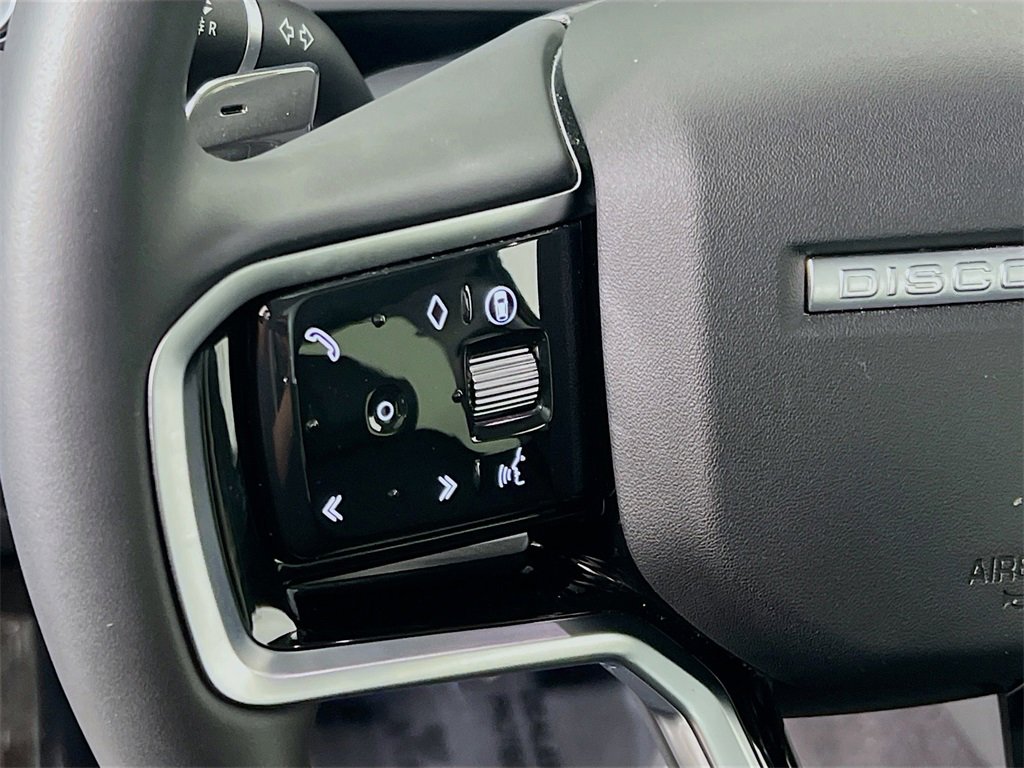 Used 2024 Land Rover Discovery Sport S image 10